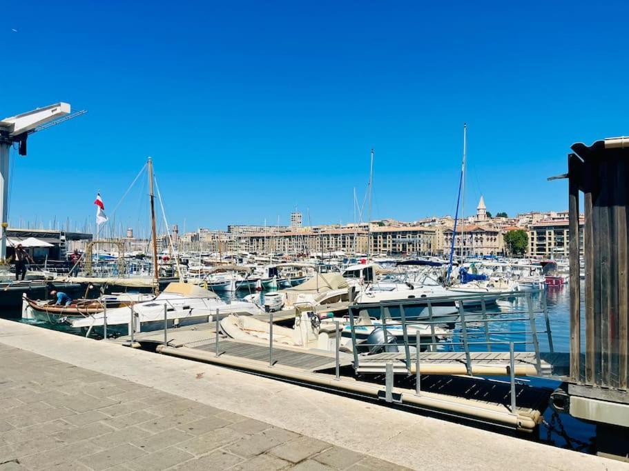 T2 Au Pied Du Vieux Port Et Vue Notre Dame Marseilles